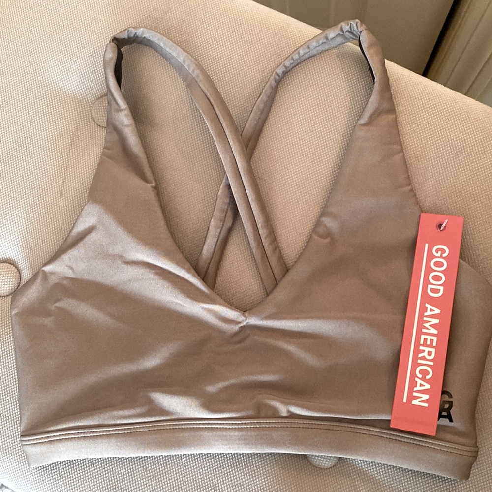 GOOD AMERICAN Sport Bra